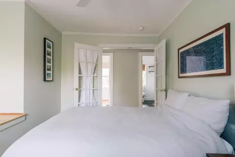 Bedroom - 87 E Torrence Rd, Columbus, OH 43214 photo 12 of 17