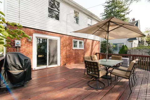 Exterior - 87 E Torrence Rd, Columbus, OH 43214 photo 13 of 23