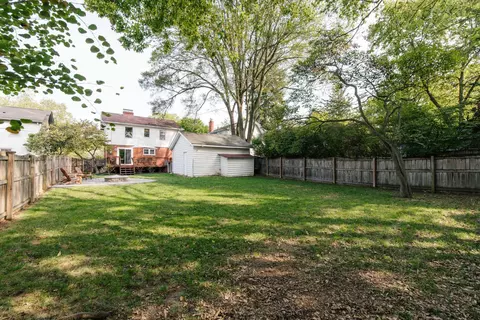 Exterior - 87 E Torrence Rd, Columbus, OH 43214 photo 20 of 23