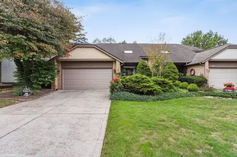 7747 Farmsbury Dr, Reynoldsburg, OH 43068