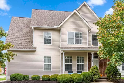 526 Ivyside Sq, Westerville, OH 43082