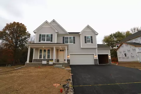 212 Isleta Dr, Pataskala, OH 43062