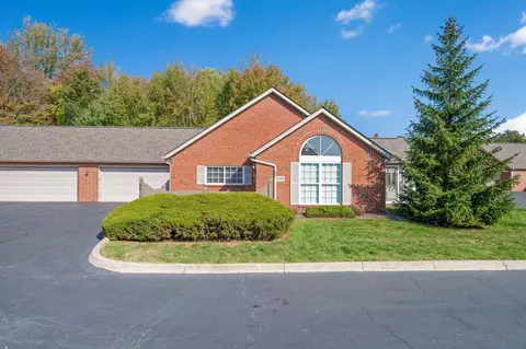 6818 Newrock Dr #26, New Albany, OH 43054