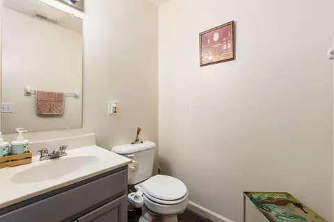 1426 Ithaca Dr, Columbus, OH 43228 photo 13