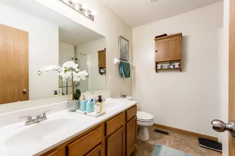 1426 Ithaca Dr, Columbus, OH 43228 photo 17