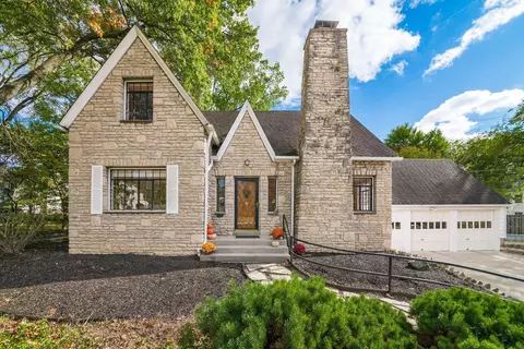 3746 Granden Rd, Columbus, OH 43214