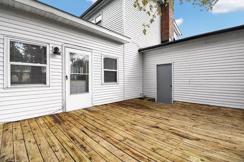 Exterior - 507 Uxbridge Ave, Columbus, OH 43230 photo 3 of 5