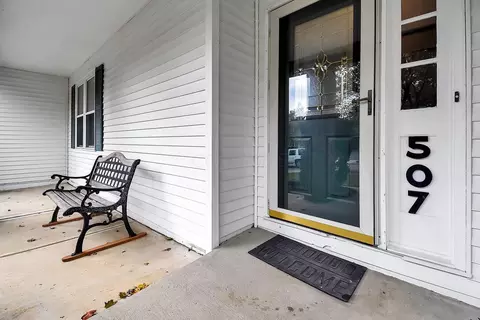 Exterior - 507 Uxbridge Ave, Columbus, OH 43230 photo 2 of 5