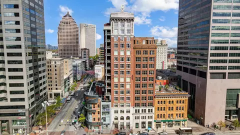 8 E Broad St #901, Columbus, OH 43215