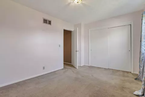 Bedroom - 5371 Pheasant Dr, Orient, OH 43146 photo 2 of 7