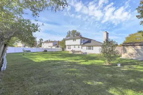 Exterior - 5371 Pheasant Dr, Orient, OH 43146 photo 18 of 19