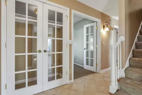 Entry Way - 5371 Pheasant Dr, Orient, OH 43146 photo 2 of 3