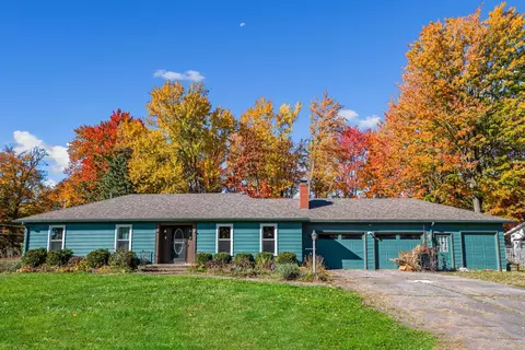 796 Surrey Dr, Galion, OH 44833