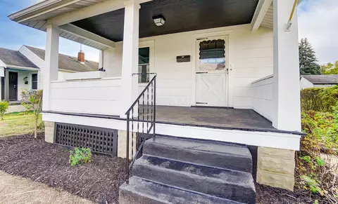 Exterior - 2533 Beatrice St, Springfield, OH 45503 photo 3 of 16
