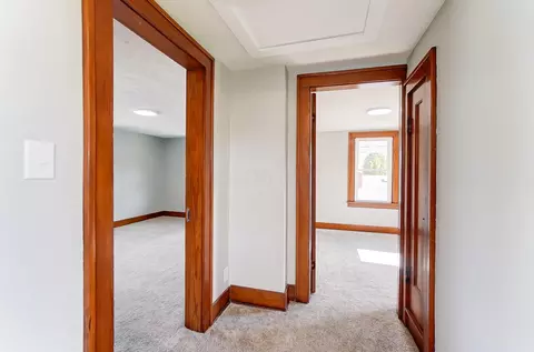 Entry Way - 2533 Beatrice St, Springfield, OH 45503 photo 6 of 6