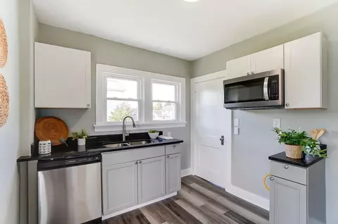 Kitchen - 2533 Beatrice St, Springfield, OH 45503 photo 4 of 4