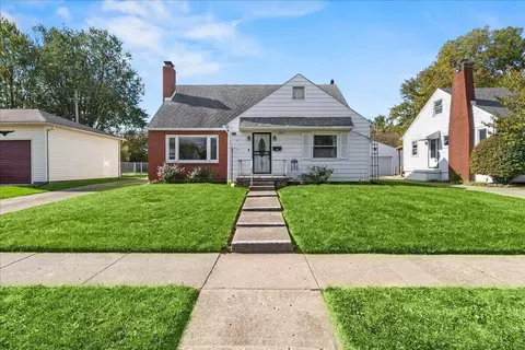 303 Roseland Ave W, Springfield, OH 45503