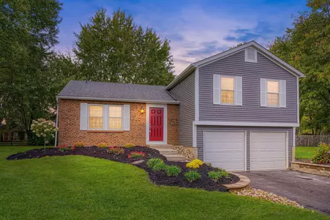 1077 Tillicum Dr, Columbus, OH 43085