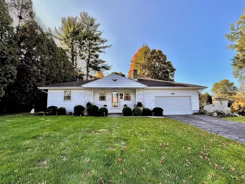 104 Marita Dr, Mount Vernon, OH 43050