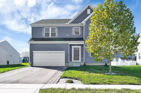 30 Thoreau Dr, Ashville, OH 43103