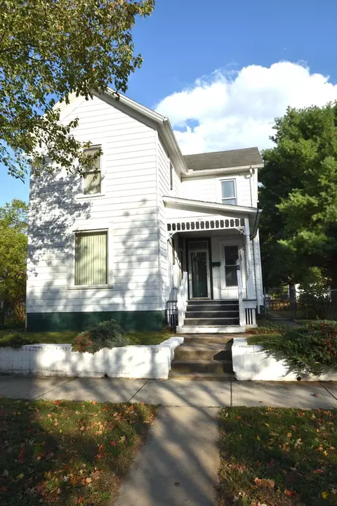 208 Fort St, Bremen, OH 43107