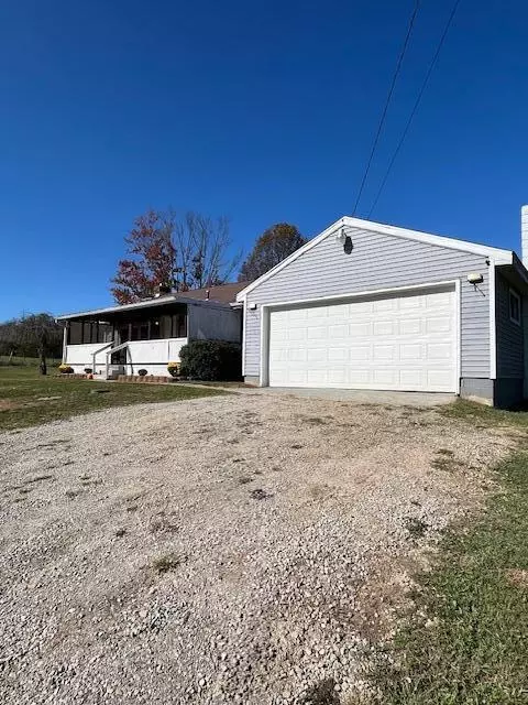31260 Harsh Rd, Logan, OH 43138 photo 7