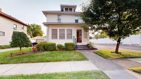 617 N Madriver St, Bellefontaine, OH 43311