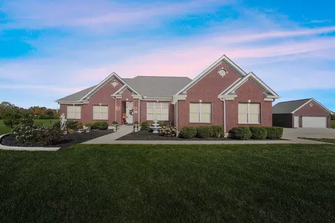 8246 Duvall Rd, Ashville, OH 43103