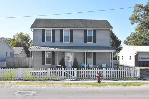 339 Long St, Ashville, OH 43103