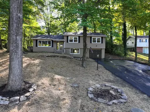 2853 Evergreen Dr, Springfield, OH 45504