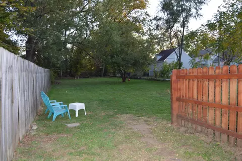 Exterior - 1214 E Allen St, Lancaster, OH 43130 photo 9 of 12
