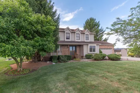7141 Moore Rd, Delaware, OH 43015