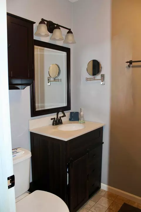 Bath - 15034 Mount Perry Rd, Mount Perry, OH 43760 photo 1 of 1