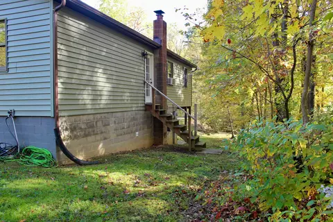 Exterior - 15034 Mount Perry Rd, Mount Perry, OH 43760 photo 3 of 6