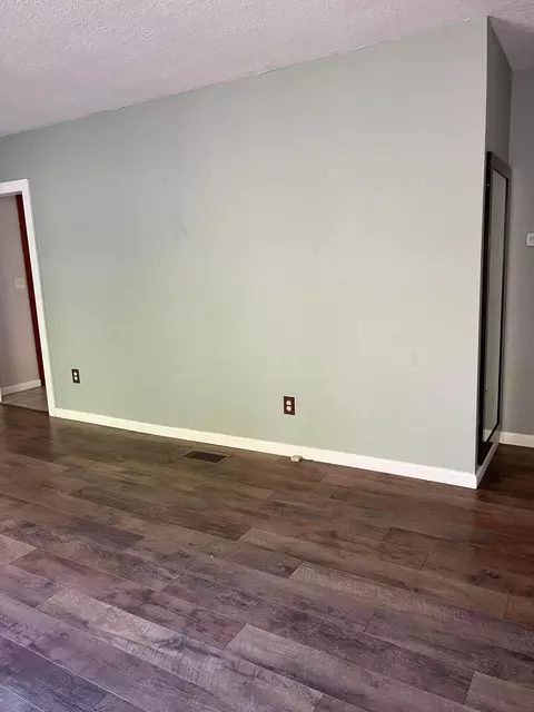 Living - 15034 Mount Perry Rd, Mount Perry, OH 43760 photo 3 of 4