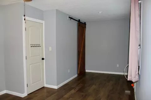 Bedroom - 15034 Mount Perry Rd, Mount Perry, OH 43760 photo 2 of 3