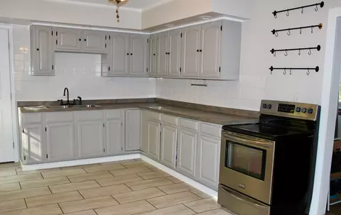 Kitchen - 15034 Mount Perry Rd, Mount Perry, OH 43760 photo 2 of 2