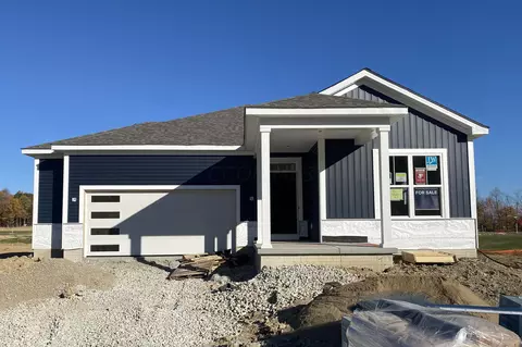 217 Isleta Dr, Pataskala, OH 43062