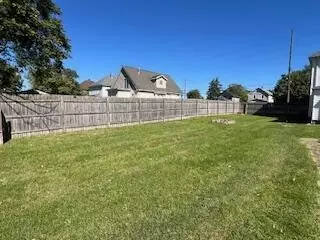 Exterior - 859 Davids St, Marion, OH 43302 photo 3 of 4