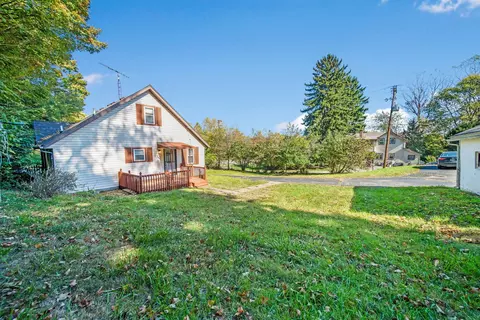 Exterior - 1629 E Home Rd, Springfield, OH 45503 photo 17 of 19