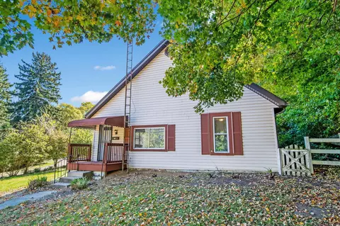 Exterior - 1629 E Home Rd, Springfield, OH 45503 photo 3 of 19