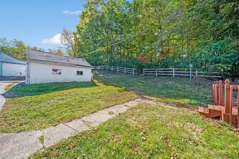 Exterior - 1629 E Home Rd, Springfield, OH 45503 photo 13 of 19