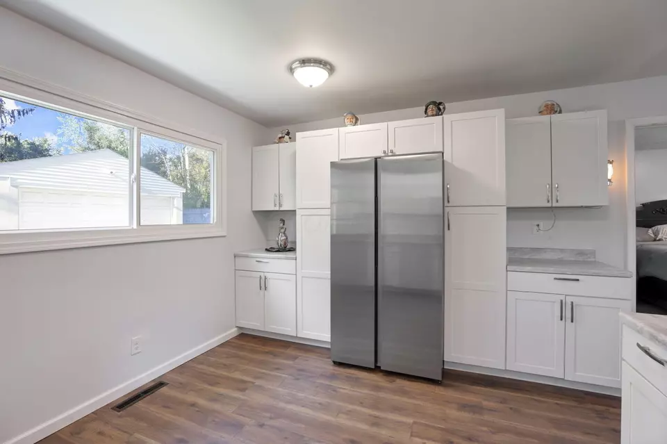 Kitchen - 3359 Latonia Rd, Columbus, OH 43232 photo 5 of 5