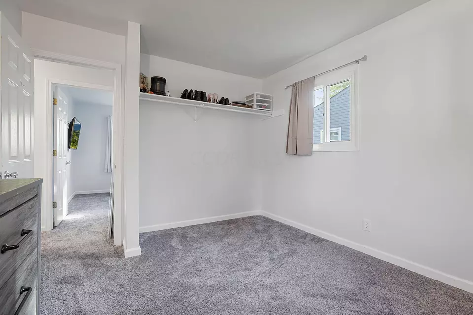 Bedroom - 3359 Latonia Rd, Columbus, OH 43232 photo 11 of 11