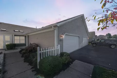 708 Kildow Ct, Ashville, OH 43103