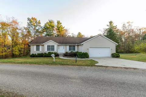 14512 Leatherwood Cir, Senecaville, OH 43780