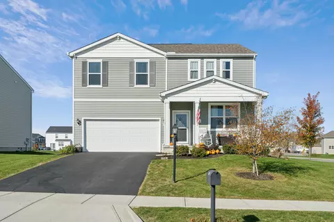 100 Althea Ct, Pataskala, OH 43062