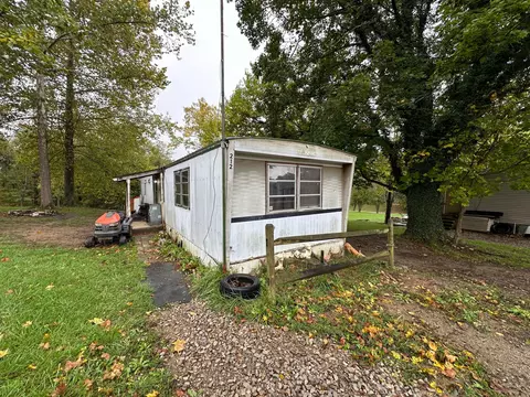 Undisclosed, New Straitsville, OH 43766