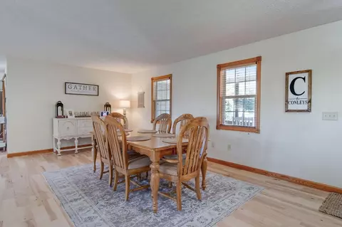 Dining - 281 Portage Path, Willard, OH 44890 photo 1 of 3