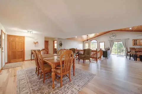 Dining - 281 Portage Path, Willard, OH 44890 photo 3 of 3
